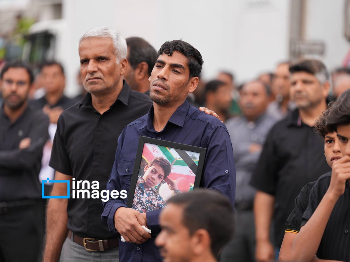 IrnaEnglish's tweet photo. Minab in mourning for its children / Images from the funeral procession of the martyred students of the Shajareh Tayyebeh school https://t.co/ploxOyiJZE