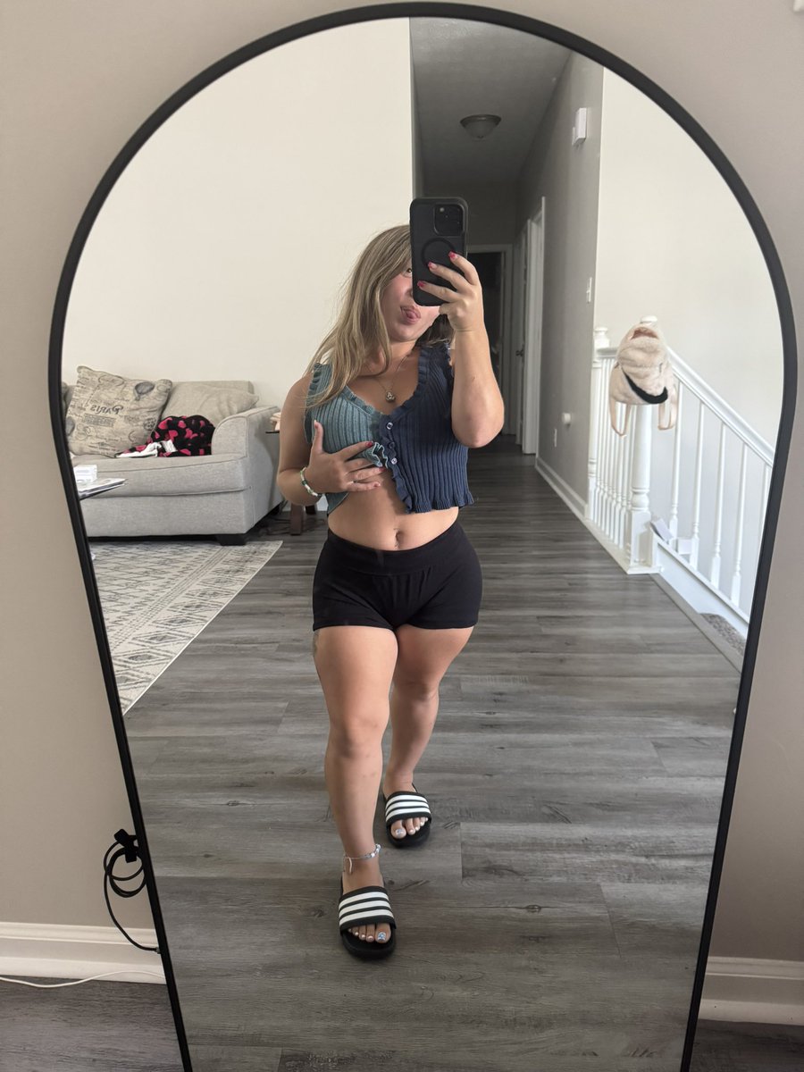 Shy ©️🍑💦 tweet media