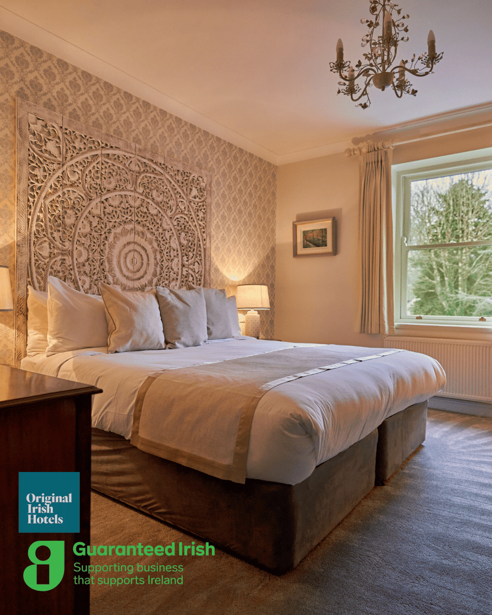 SeaviewHouseSpa's tweet photo. As part of the @OriginalIrishHt collection, we are proud members of Guaranteed Irish ☘️

It represents our commitment to supporting local jobs and sourcing from Irish producers and suppliers. This March, look out for the ‘g’ to support Irish business! 💙 https://t.co/eKl4VDlZOo