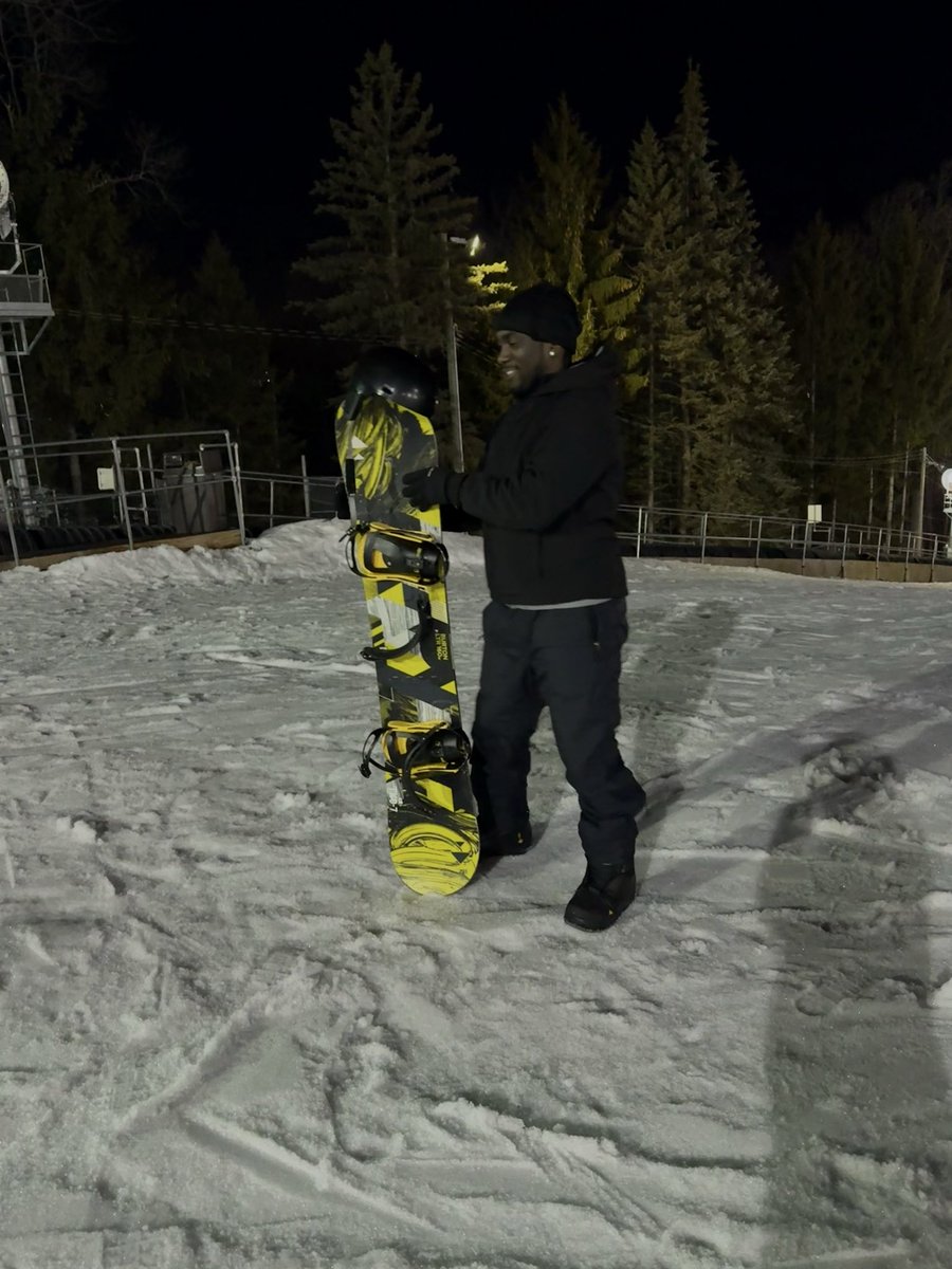 nickstjuste's tweet photo. ¿🏂? https://t.co/wdZTz37iy8