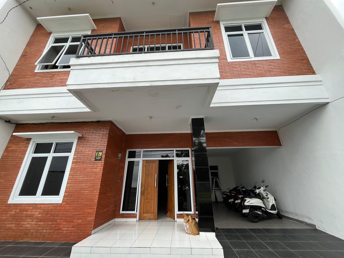 kosan_yk's tweet photo. haii guyss buat yang cari operan kost ada nih area stipary sadhar 3 

peraturan aku share di bawah harga cuma  700/600k udah kamar mandi dalem https://t.co/5tLF42o0UB