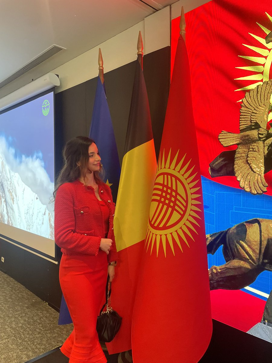 Kardeş Türk Cumhuriyeti Kırgızistan’ın Bayrak Günü Kutlu Olsun! 🇰🇬 <a href="/kgembassybe/">Kyrgyz Mission in Brussels 🇰🇬</a>
