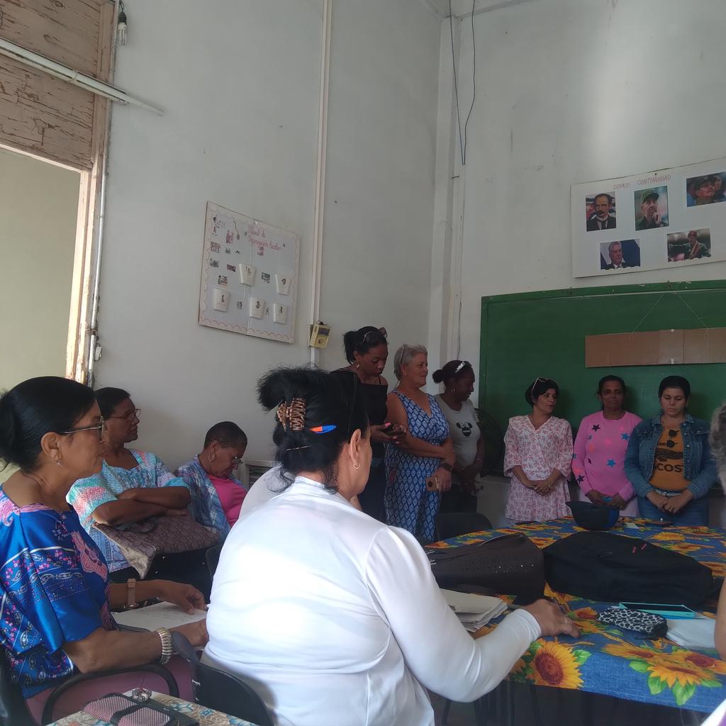 Buenos días desde #SanJuanyMartinez #PinardelRío. Se prepara la estructura municipal #CubaMined de la Dirección General de Educación.