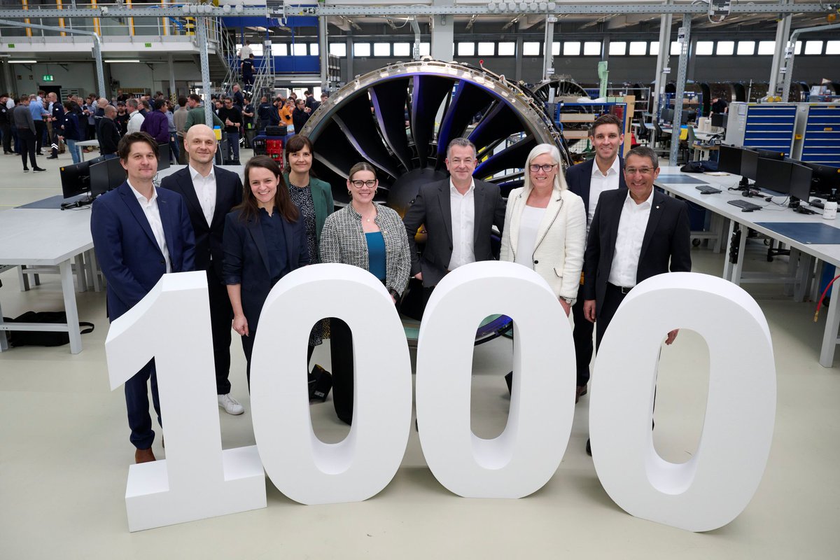 Lufthansa Technik tweet media