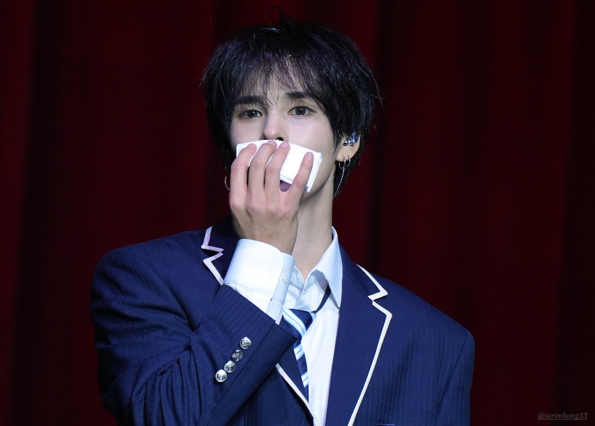 아프지말자꾸나

#세림 #SERIM 
#HAPPYSERIMDAY 
#박세림_논란_너무잘생김 
#크래비티_다정한섹시큐티보이_박세림_생일