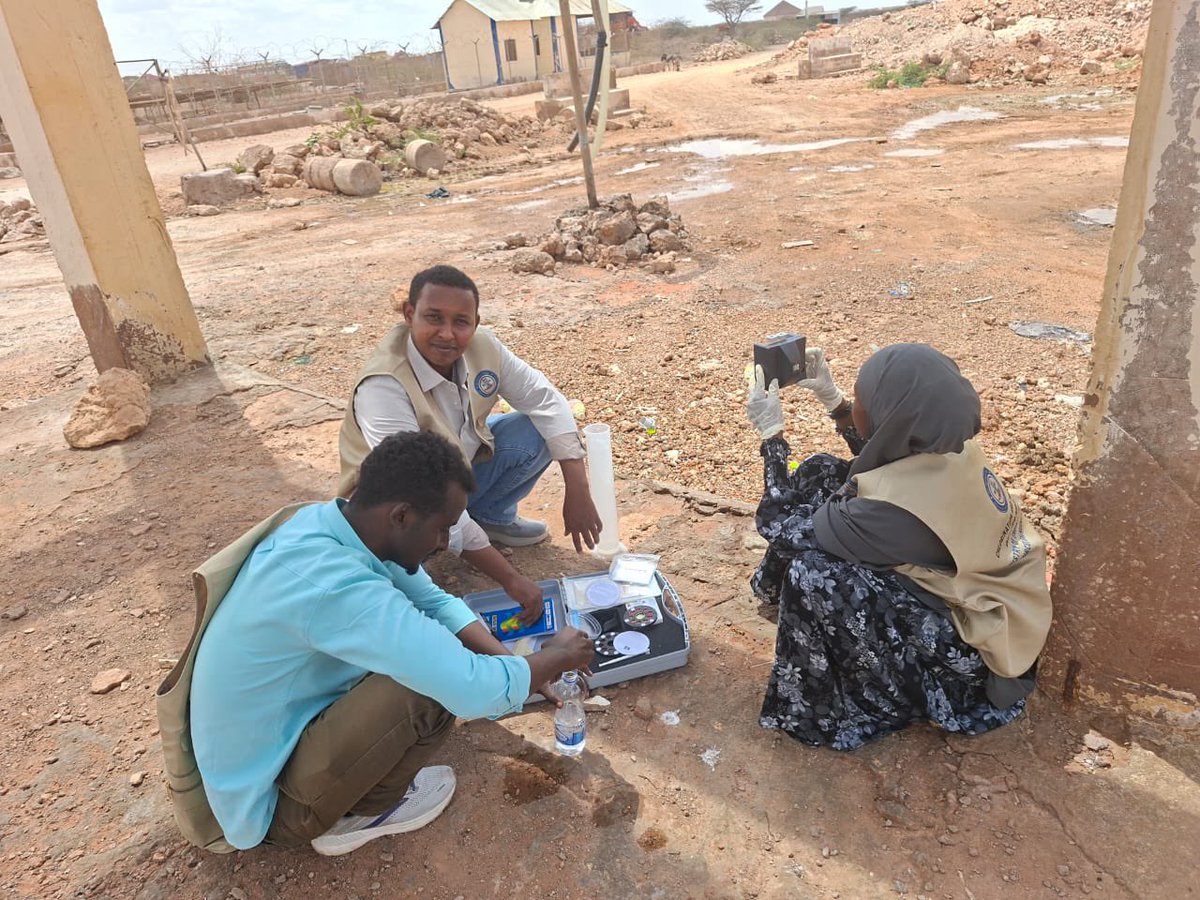 MoEWRGalmudug's tweet photo. The initiative ensures safe water, prevents waterborne diseases, and protects vulnerable communities relying on water trucking in rural areas.
#Galmudug #UNICEF #CERF #DroughtResponse #CleanWater https://t.co/yuzZMHwspp