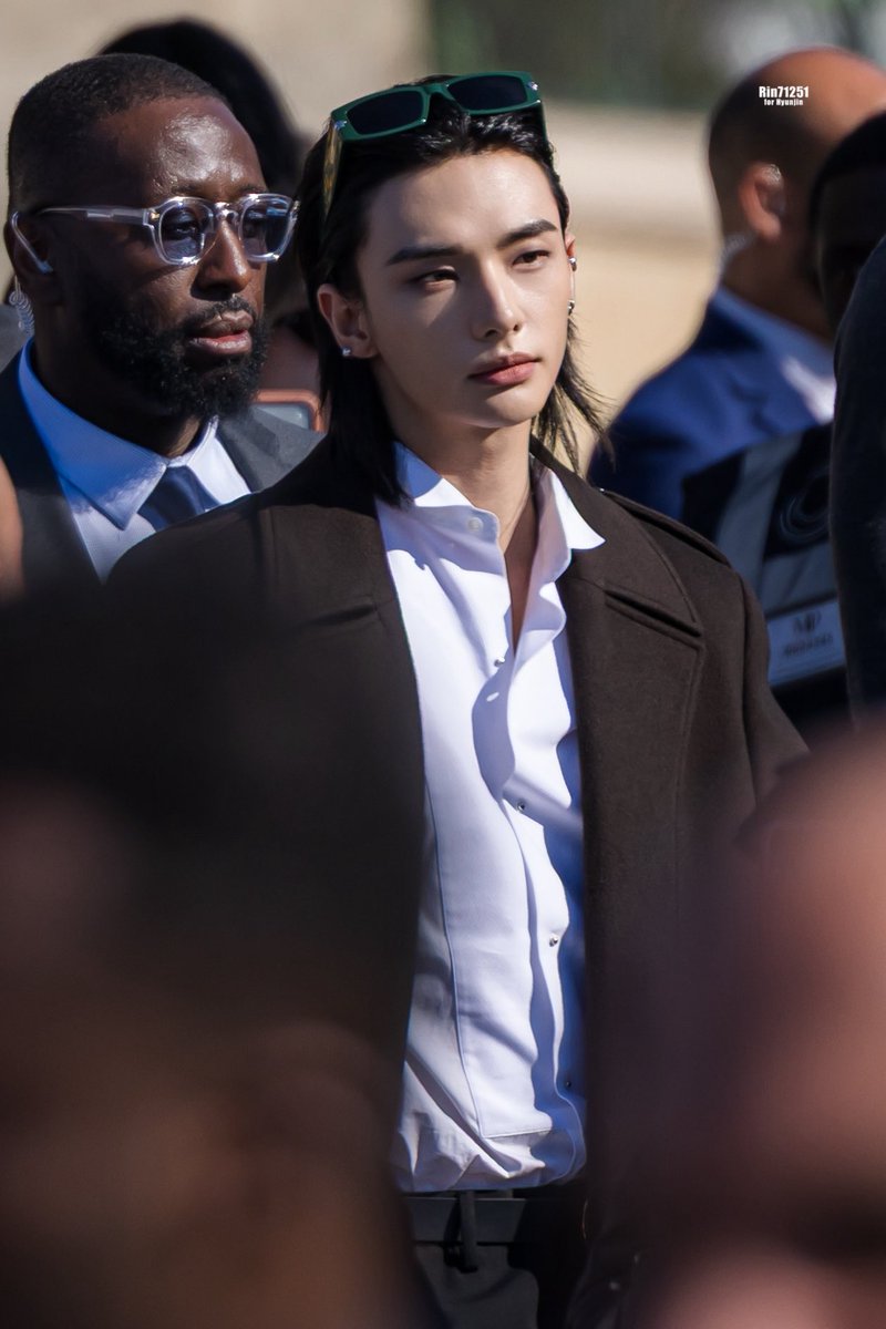 Rin71251's tweet photo. 20260303
#현진 #Hyunjin
DIOR PRINCE HYUNJIN AT PFW
#HYUNJIN_DiorAW26 @Dior https://t.co/PPqzEYjh9o