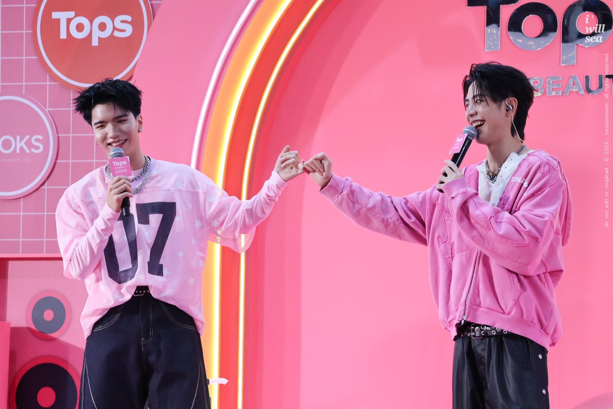 ไม่งอนเท่าไหร่ 2/10

 #MACHERIExSeaKeen
꒰ #sea_ta_lay #keenkeno #seakeen ꒱