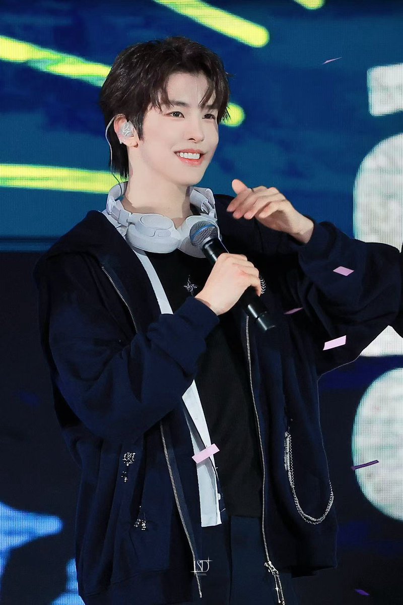 𝐥𝐨𝐧𝐠 𝐬𝐥𝐨𝐰 𝐝𝐢𝐬𝐭𝐚𝐧𝐜𝐞 tweet media