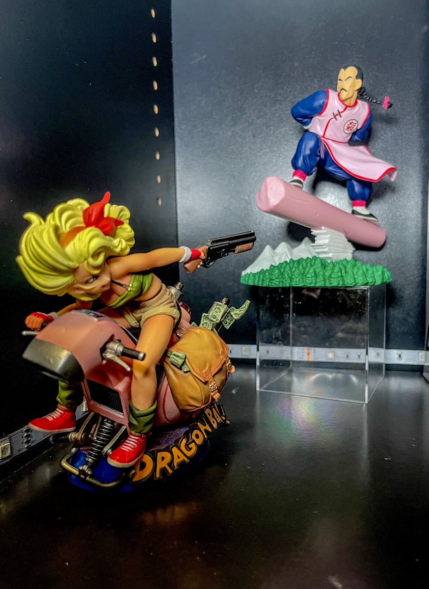 ドラゴンボールの レッドリボン軍の1人 桃白白のフィギュアをゲット