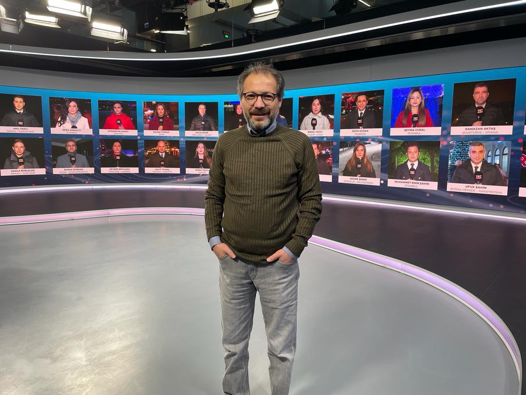 SONDAKİKA

TRT’DEN İÇİŞLERİ’NE KRİTİK ATAMA!

İÇİŞLERİ BAKANLIĞI’NIN SİYASAL İLETİŞİM STRATEJİSİ TECRÜBELİ GAZETECİYE EMANET…

İçişleri Bakanlığı görevini üstlenen Mustafa Çiftçi’nin A Takımı şekillenmeye başladı. Göreve gelir gelmez 3 Bakan Yardımcısını değiştiren Bakan Çiftçi,