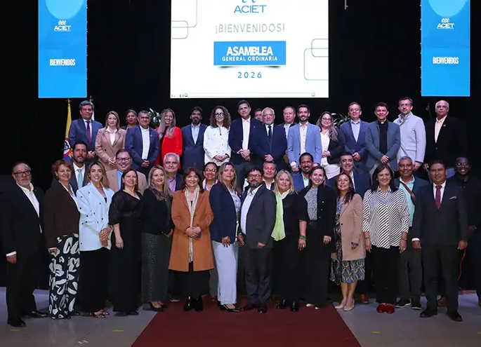 La rectora de la Institución Universitaria EAM, Andrea Concha Salazar, participó en la Asamblea General de ACIET, realizada el 26 de febrero de 2026 en la ciudad de Bogotá.
eam.edu.co/rectora-de-la-…