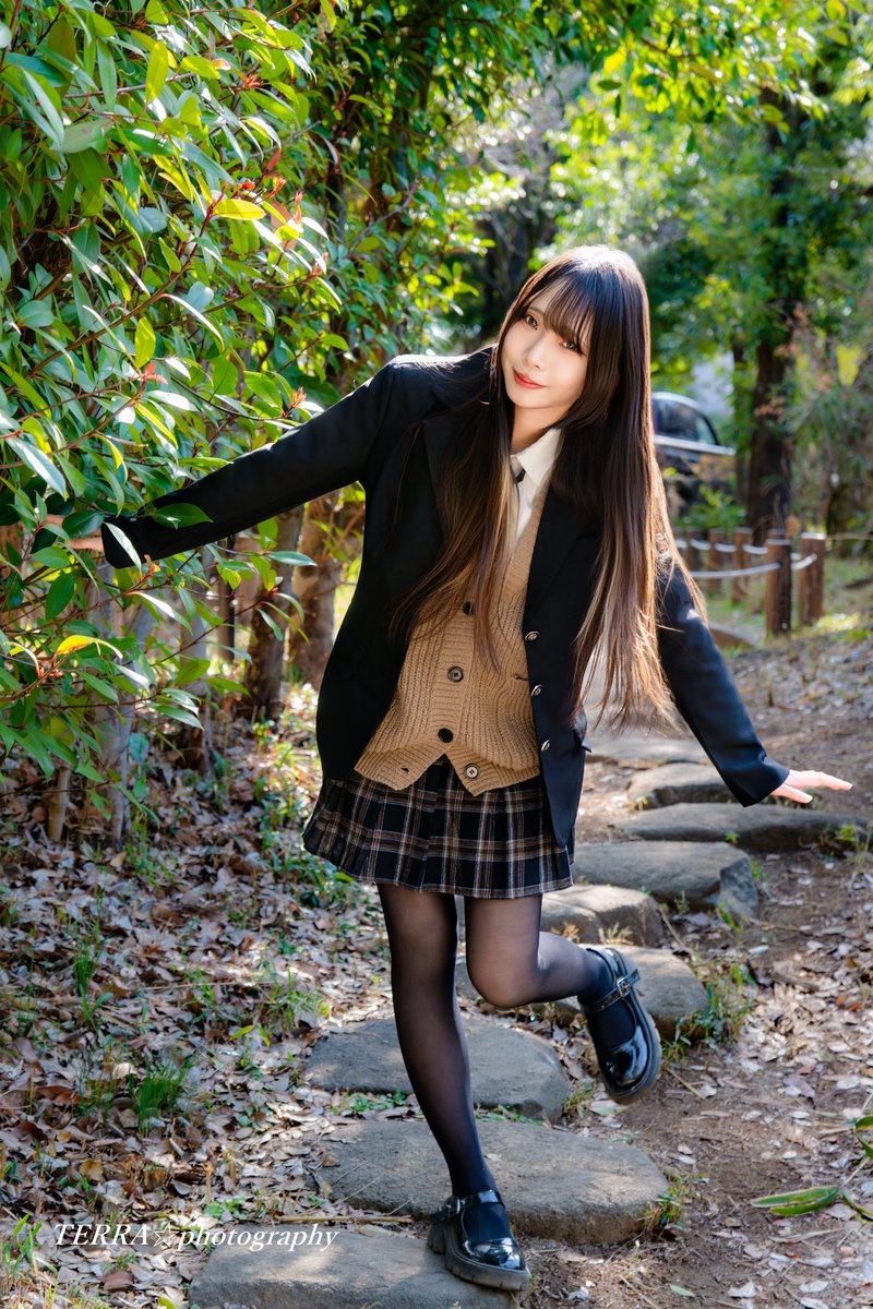 「散歩道」 
Model：夢咲せりなさん 
Location：渋谷区 
<a href="/yumesaki_selina/">夢咲 せりな</a>
<a href="/femto_munimu/">femto</a>
#portrait 
#femto_street 
#SONY