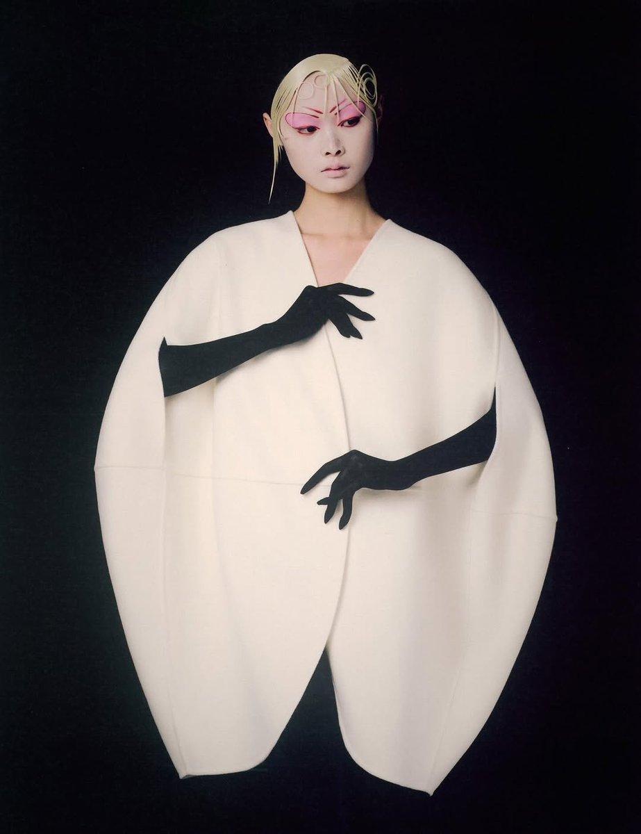 cafewindows's tweet photo. jia jingwen for w magazine china featuring shadow puppetry done by artist wei jinquan 
photographed by jason zhang weiming https://t.co/eVzJKUzfGP