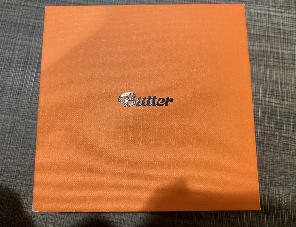 haneul613's tweet photo. #WTS UNSEALED Album BTS Butter Peaches Ver. 

💸120k

💜 Negotiable✨
💜 Dom Jakarta, bisa COD, bisa shop*e
💜 Walau unsealed tapi full lengkap
💜 BONUS Poster Butter Official (Ukuran A3)

#BTS #Army #AlbumBTS #Arirang #BTSComeback2026 https://t.co/WwEPw8MINp