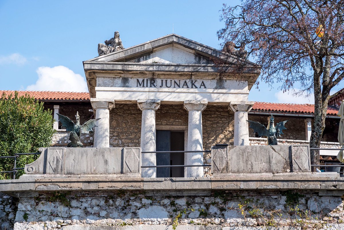 stanislav_jure's tweet photo. Čuvari mira
#Gradina #Trsat #Rijeka #Kvarner #zaljev #photography https://t.co/LAN59SjuWC