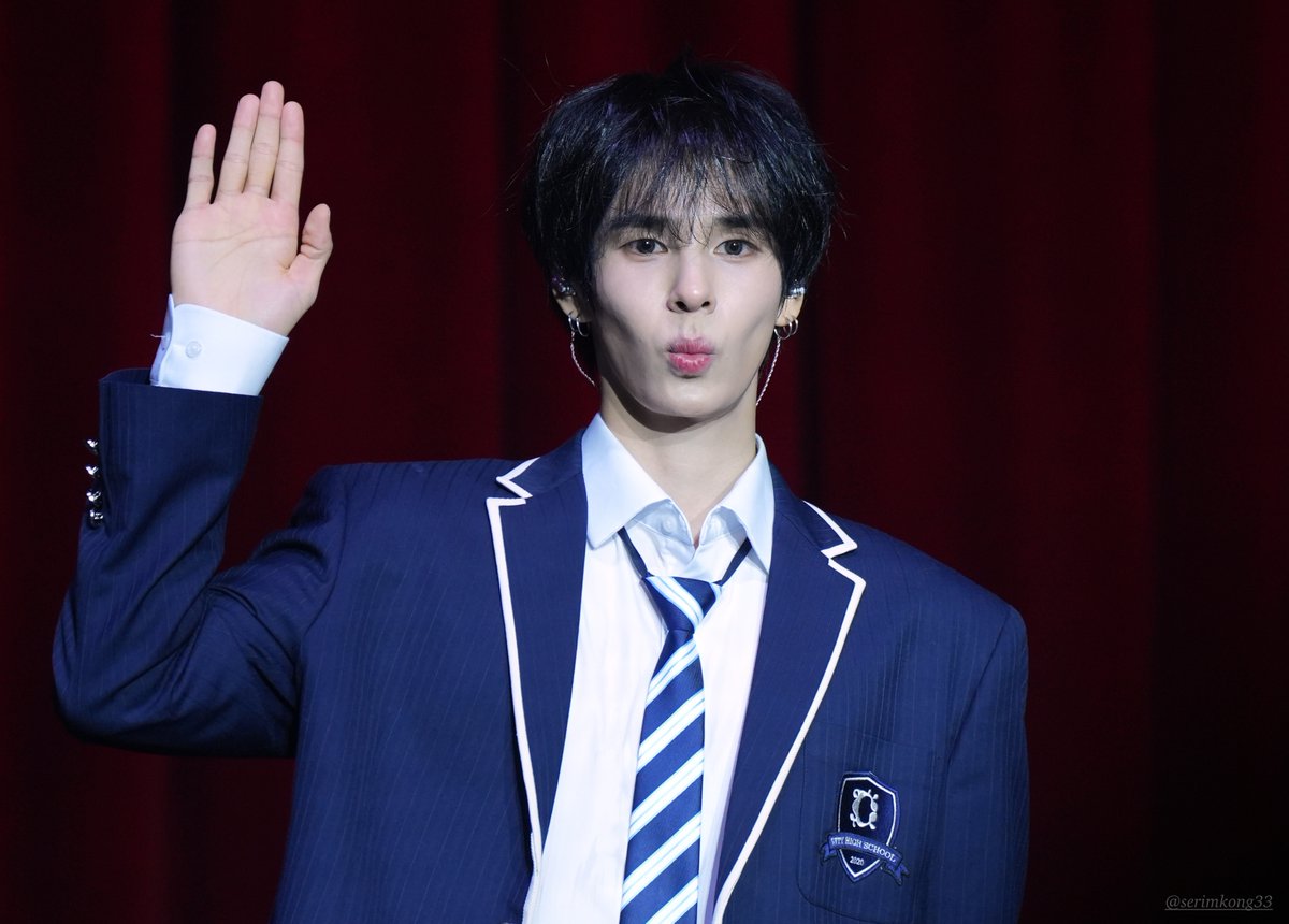 마지막으로 한번 더 생일축하해  .ᐟ  .ᐟ 

#세림 #SERIM 
#HAPPYSERIMDAY 
#박세림_논란_너무잘생김 
#크래비티_다정한섹시큐티보이_박세림_생일