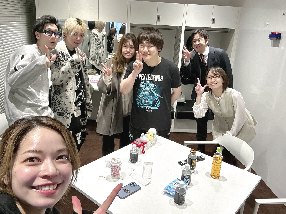 ha_k3's tweet photo. 3/3(火)  Mリーグ🎎

第1試合トップは渋谷ABEMAS🖤💛
白鳥翔選手！
オーラスの間違えられない選択をクリアして、みごとな逆転トップ！ボーダー上にいる雷電とトップラスでポイント差を縮める大きな１勝です。

第2試合トップはBEAST X🐺💜
中田花奈選手！
先制リーチに押し返して決めた789三色の4000オールから交わし��も駆使して個人９勝目！個人200ポイント超え！

トップおめでとうございます！

Mリーグはまた木曜日！
わたしは来週3/10(火)のリポーターです🎤
よろしくお願いします。