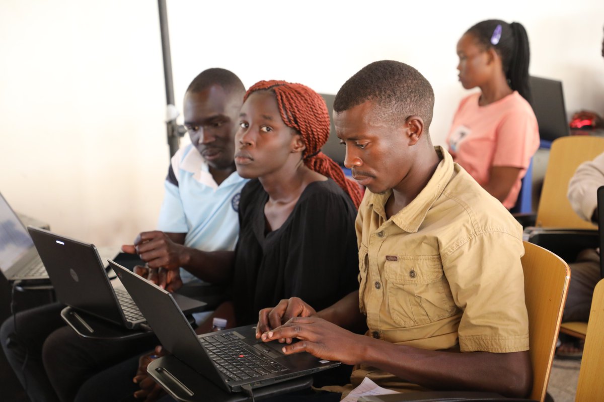 Muni University tweet media