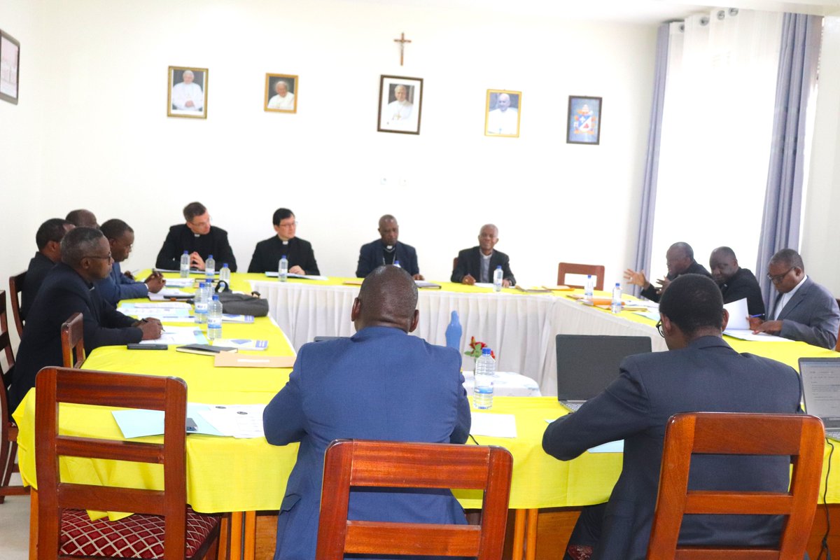 Conférence Episcopale du Rwanda tweet media