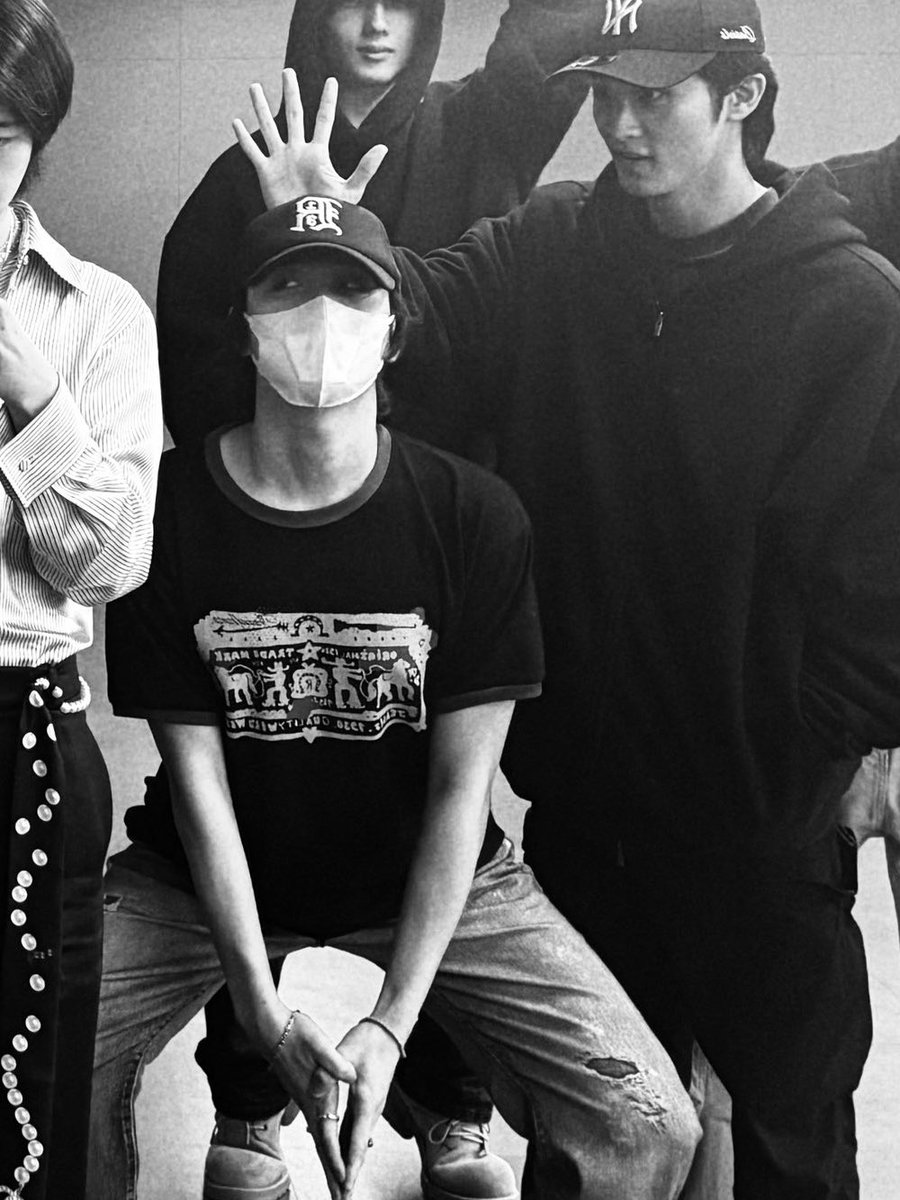 ⁺⁸² risa 𝜗ৎ 𝒪𝒹𝑒 𝓉𝑜 𝐿𝑜𝓋𝑒 🪽 tweet media