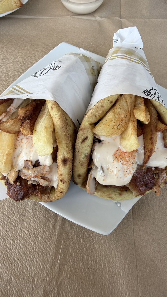 Δεν φταίω εγώ... Με κοιτάγανε!