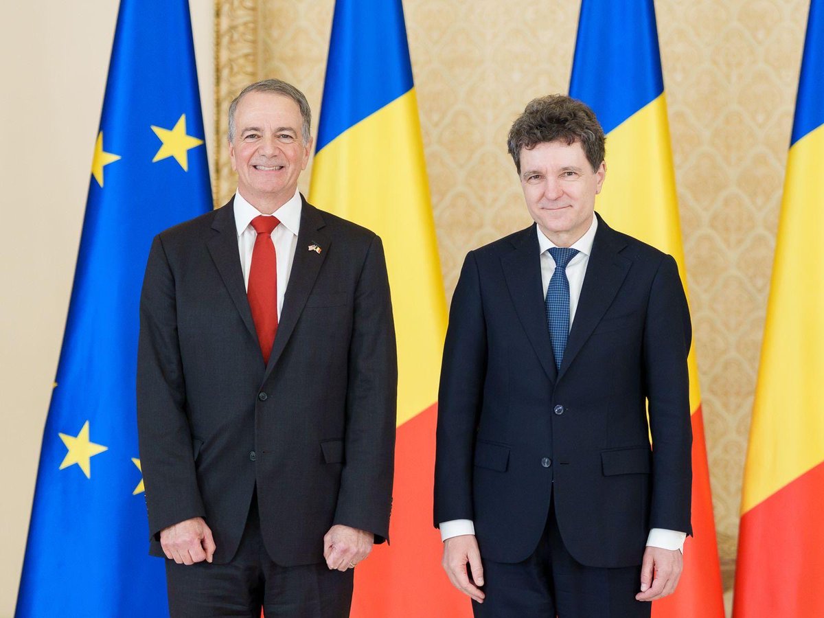 Nicușor Dan tweet media