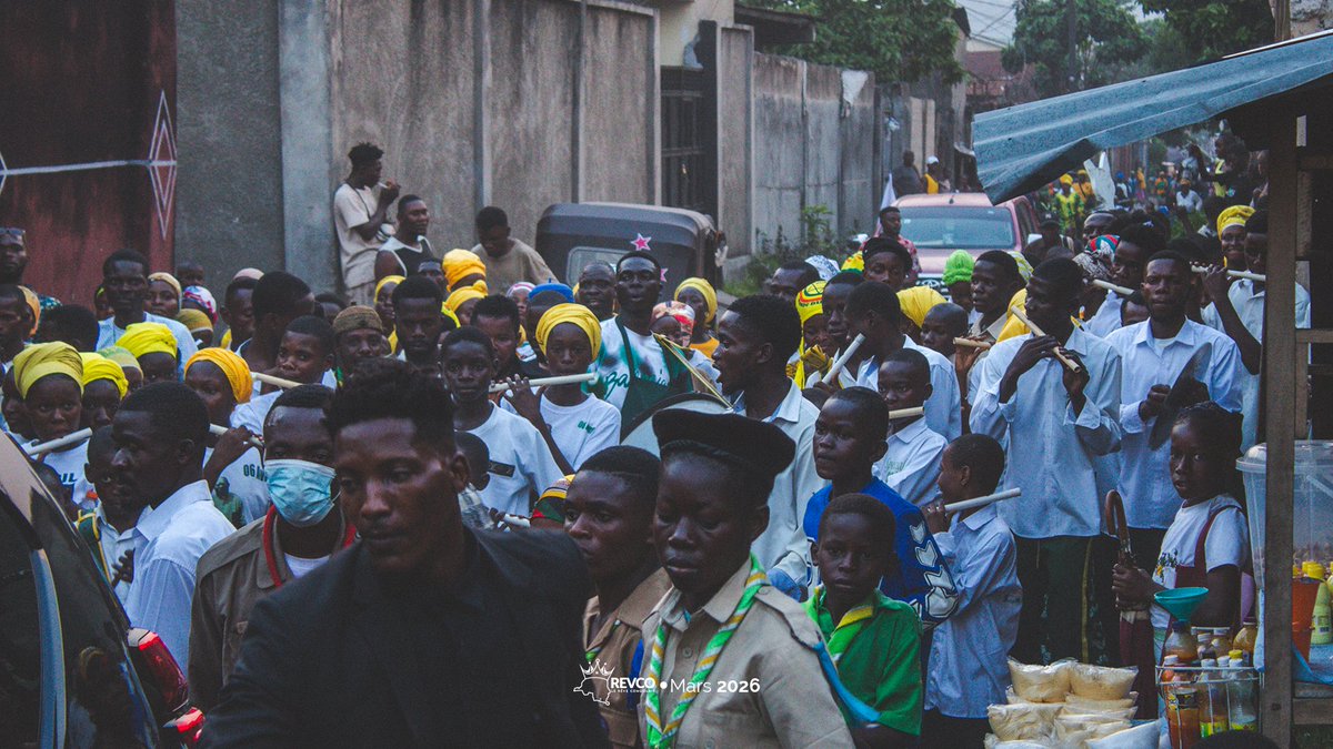 Revco_rdc's tweet photo. A travers un accueil chaleureux et solennel, les BANGUNZA, une communauté spirituelle africaine kongo, reconnaissent le président du REVCO, MANSIANTIMAN NDFI Fanfan comme un visionnaire, porteur d'un projet clair visant à restaurer souveraineté du Congo.
#REVCO #Kongo #Bangunza https://t.co/jHPaW8aAot