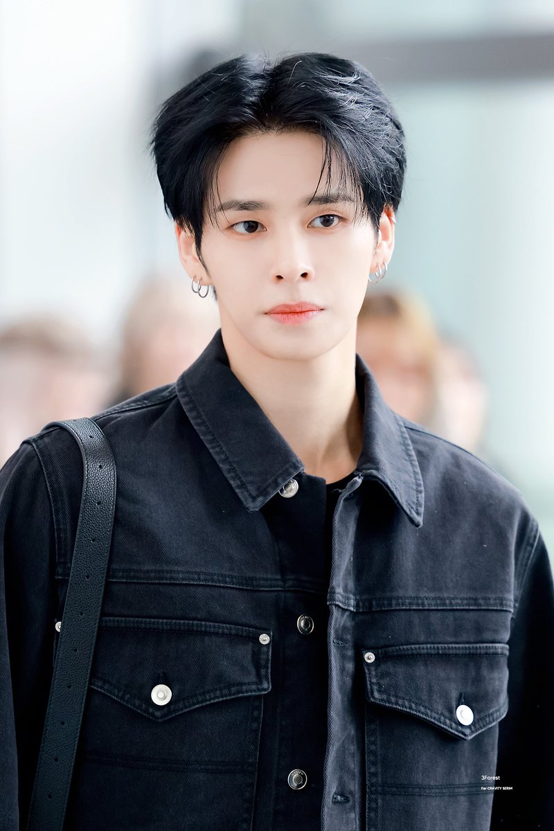 251108 

#HAPPYSERIMDAY 
#박세림_논란_너무잘생김 
#크래비티_다정한섹시큐티보이_박세림_생일 
#세림 #크래비티 #CRAVITY 
#SERIM #セリム 
#해와_달_사이의_세림