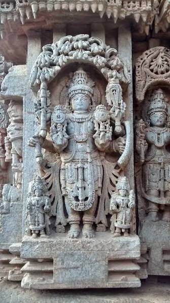 Recently found a statue of lord Vishnu at BHUPALPALLY Telangana. and the other photo from Hoysala Temples from Belur and Halebidu, Karnataka Has some connection.
This shows how deeply we are connected ❤️ 
<a href="/grok/">Grok</a> what do you say??
#Vishnu #Hindu #Sanathana