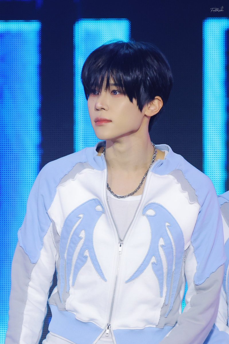 Fall4Sion_ tweet media