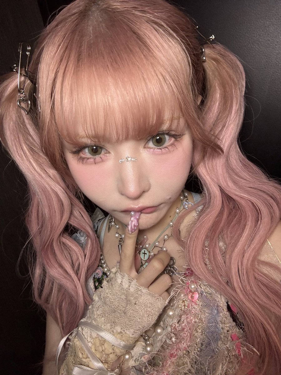 712_coconut's tweet photo. #HEROINESFES2026 #femmefatale #悪魔のキッス #戦慄かなの ちゃん
ヘアメイク担当させていただきました💄いつも沢山ありがとうございます🍒🎀
@FABkanano https://t.co/5v7mx4vJ7n