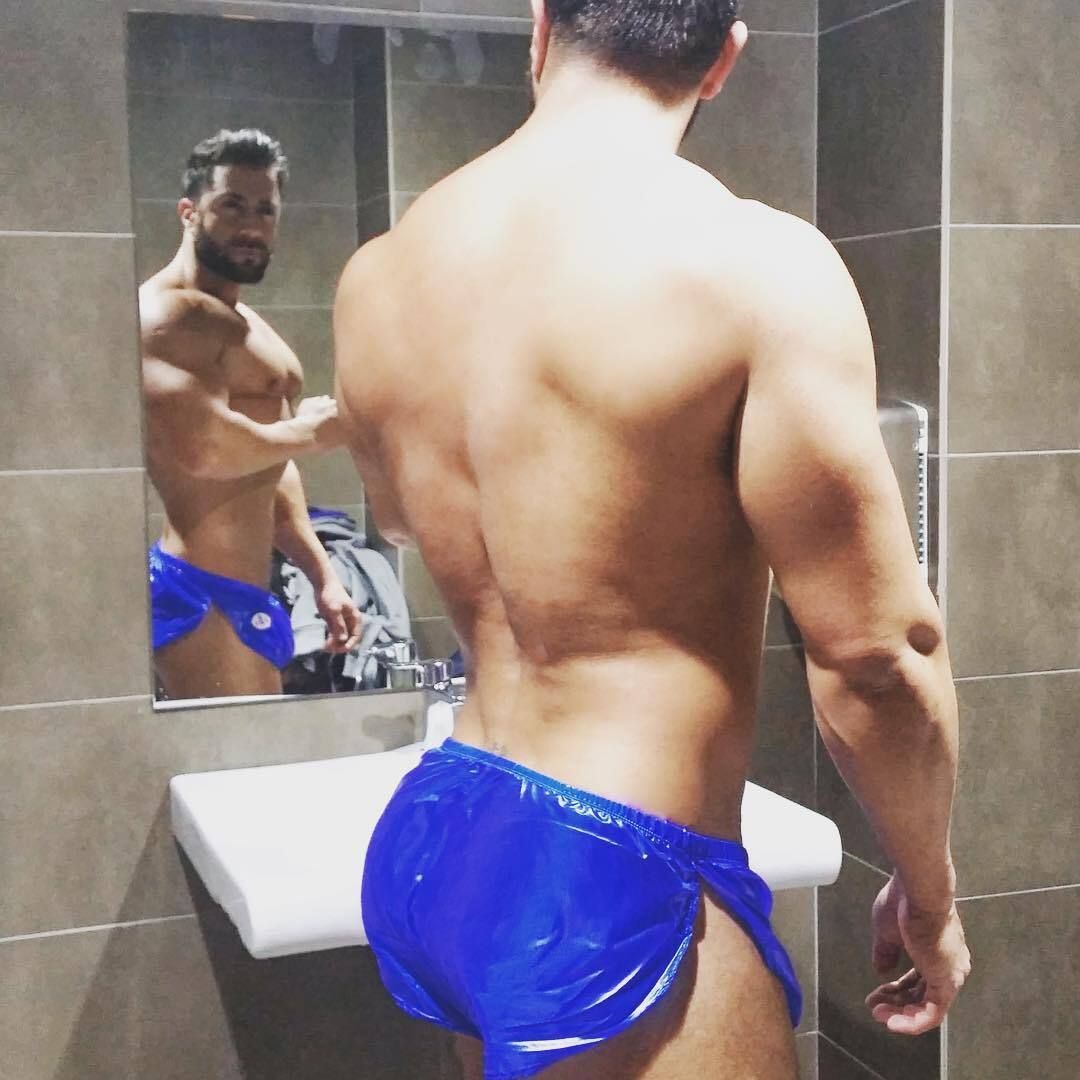 Having his ass blown out changed Brett's life. He now lived to be a himbo slut always, grope his tits, grab his ass, slip a finger in he didn't care as long as he was getting dicked down at the end of the day.