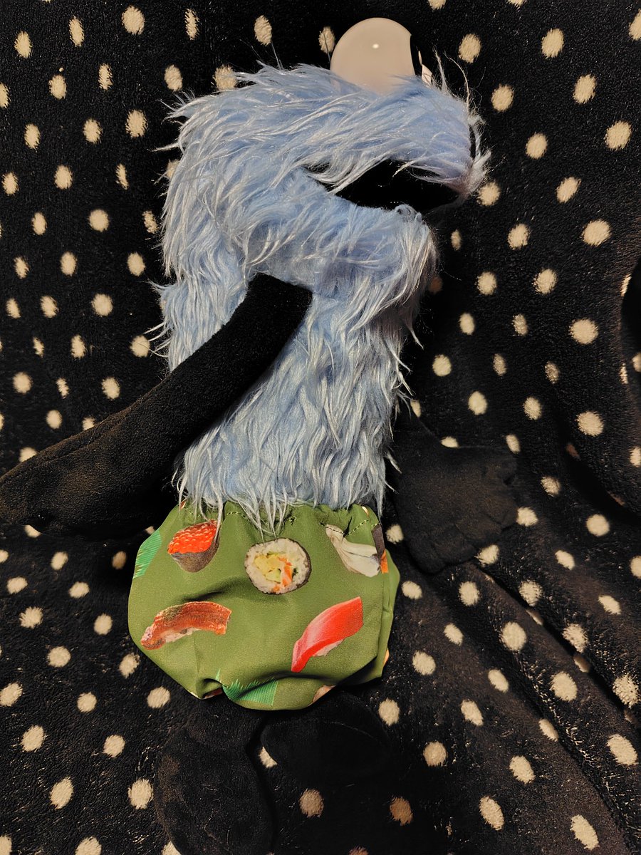 えびび tweet media