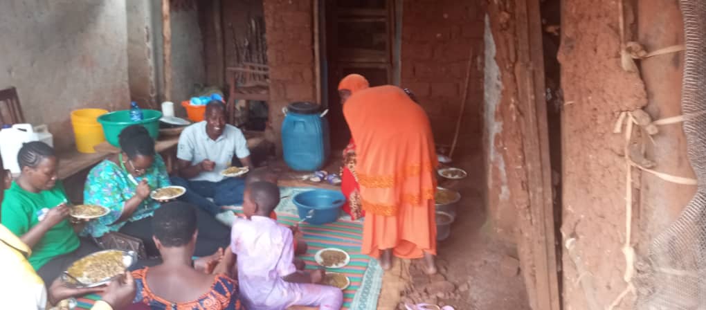 MagazineJimbere's tweet image. 👥 Depuis le 02 mars 2026, les agents de santé communautaires des zones de #Muyinga, #Giteranyi et #Butihinda, en @Buhumuzaprovinc, suivent une formation de renforcement des capacités sur l’alimentation adéquate de l’enfant. L’objectif est de dépister les enfants présentant des