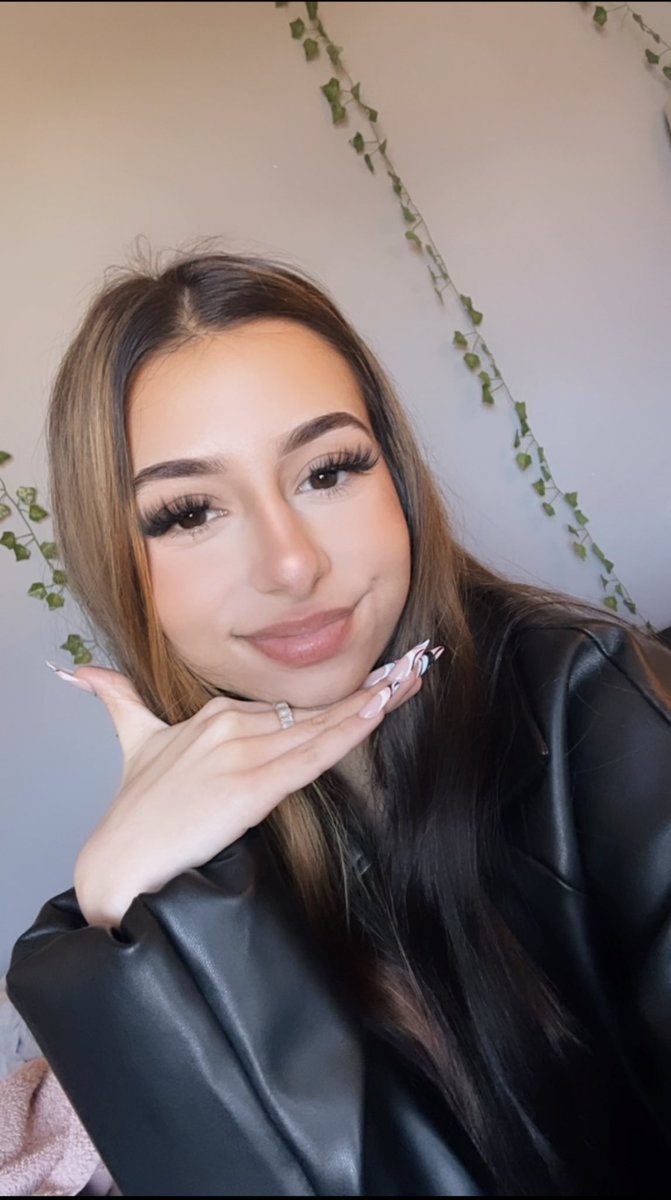 me when they say “sent goddess”