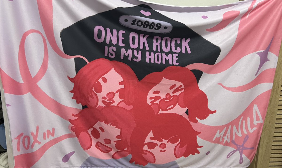 nemumako's tweet photo. (di pa ko tapos maggupit pero) i will be giving away stickers tom!! also bringing a small banner, sulat kayo pls HDJAHSJA 😭 #ONEOKROCKinMNL2026 https://t.co/V40NkWujcU