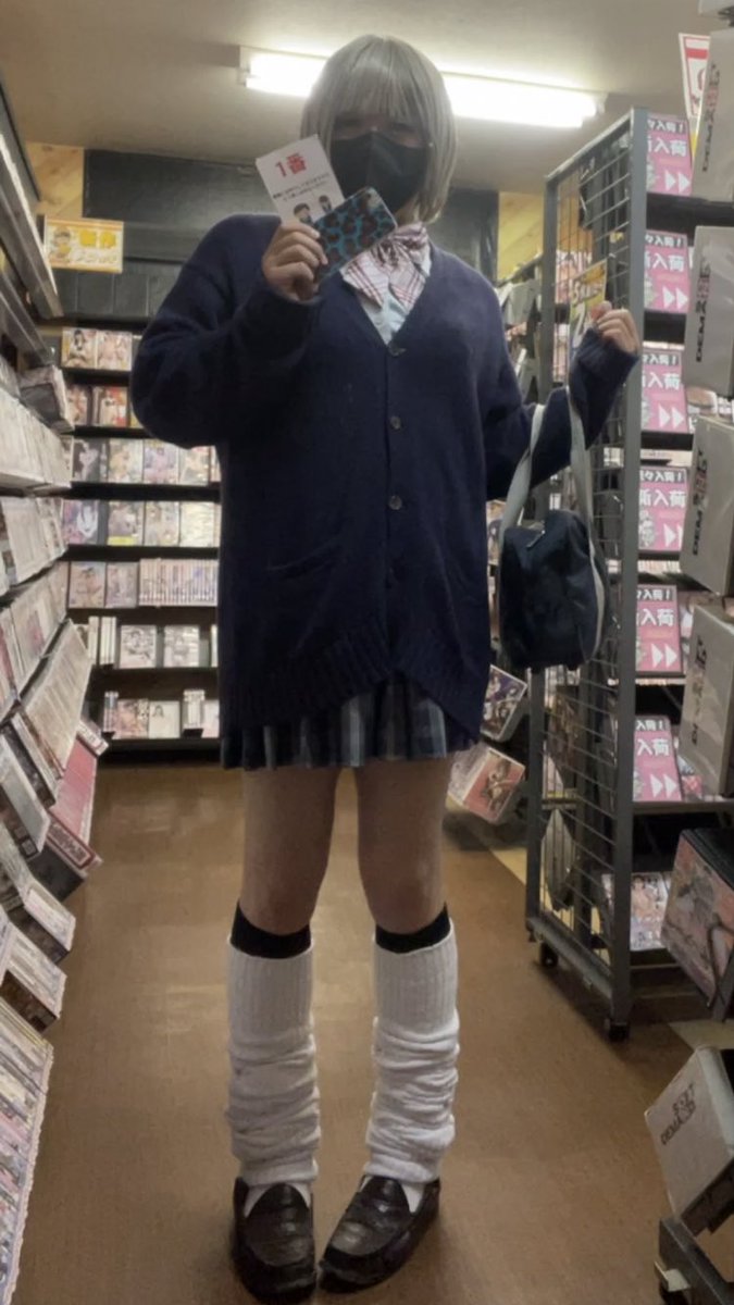 megumi_josou3's tweet photo. #女装
#制服 https://t.co/If0UbdOJcq