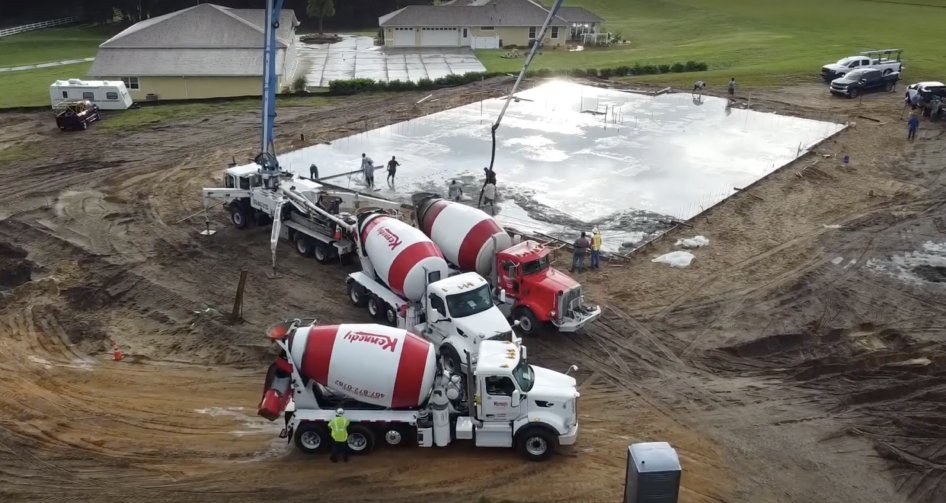 Keeping Your Concrete Pour Moving 🚚

When deliveries are coordinated and crews are ready, the job flows the way it should.

This is what we do!