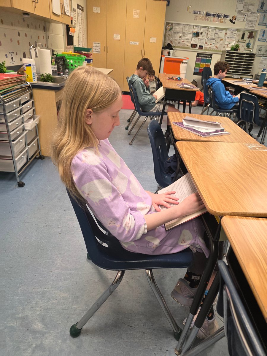 Broadneck ES tweet media