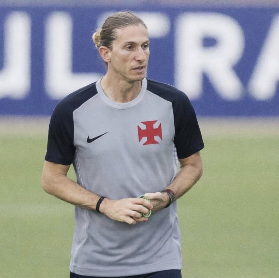 ✠Estagiário do VASCO✠ tweet media