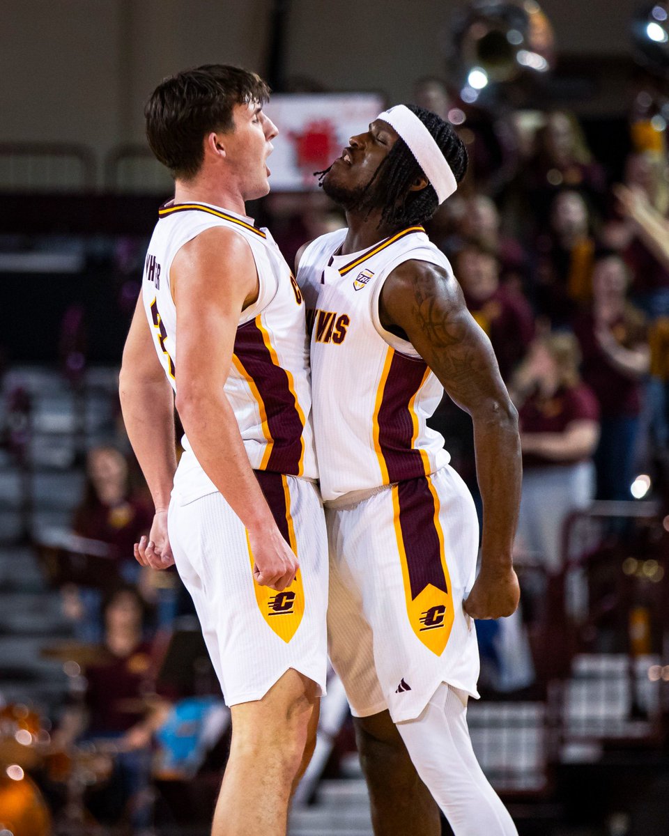 Adam Jaksa tweet media