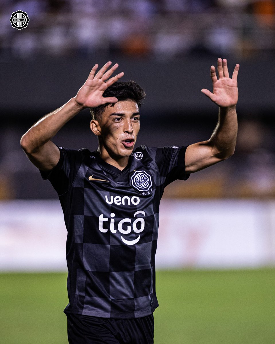 BrunoPont's tweet image. Ruben Di Tore, Presidente de #Libertad:

"La única verdad es la que dijo el jugador, Libertad siempre fue la primera opción"

"#Fluminense mantiene todavía una deuda, ya estamos por actuar con FIFA"

"Fluminense no quiso que Rubén Lezcano venga a Libertad".

@rockandpop955