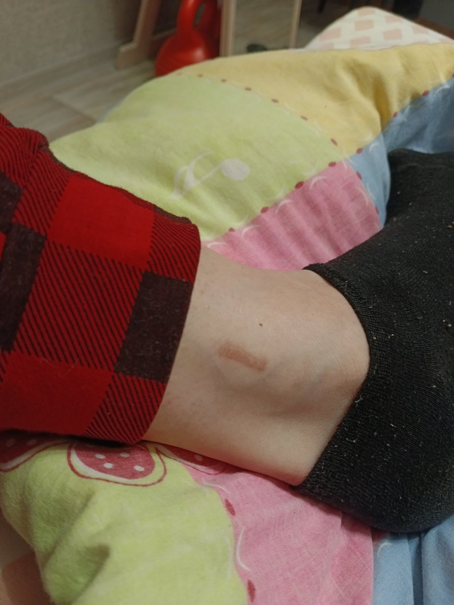 Не ешьте акрил tweet media