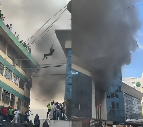 MartinKyaloM's tweet photo. Yare plaza in Eastleigh on fire https://t.co/tqDi2GlWhE