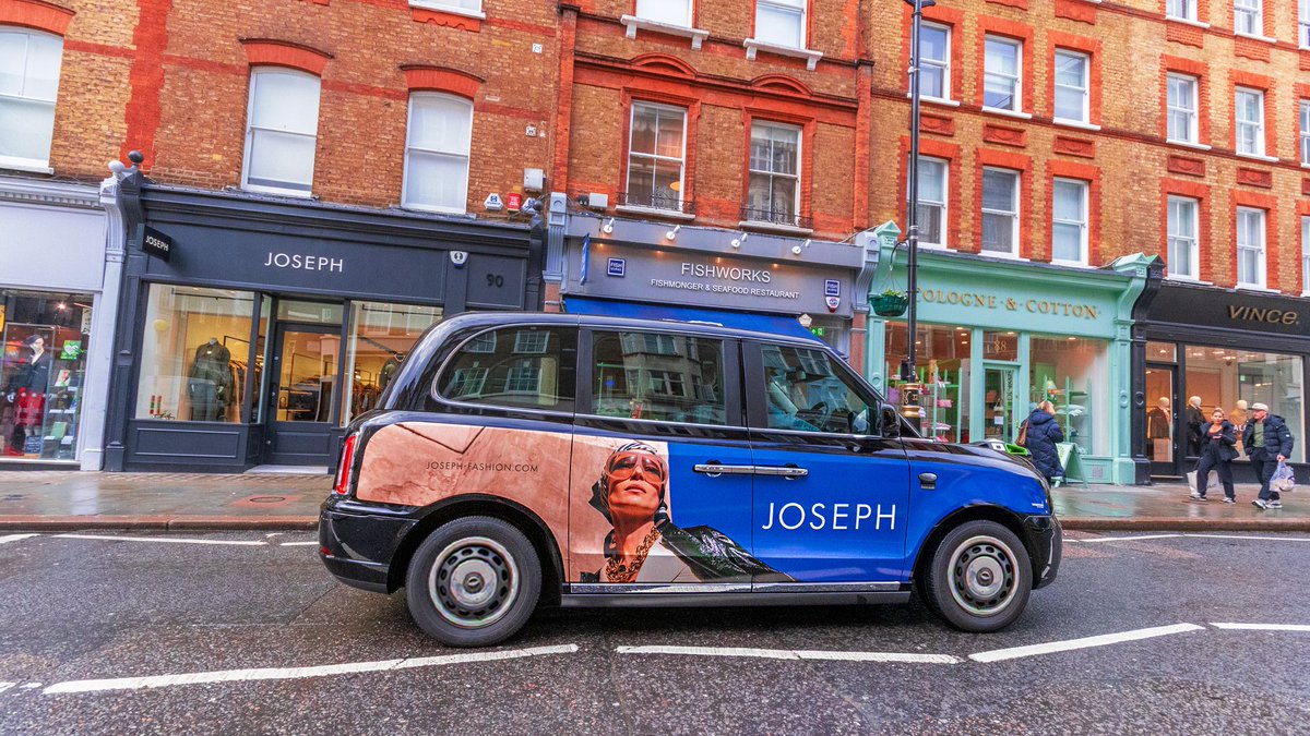 UbiquitousTaxis's tweet image. London Fashion Week might be finished, but our handsome cabs featuring Joseph's latest campaign are still striking a pose on our streets. Taxi Advertising creates attention-grabbing moments for chic brands. 
#brandawareness
#taxiadvertising
#creativeadvertising