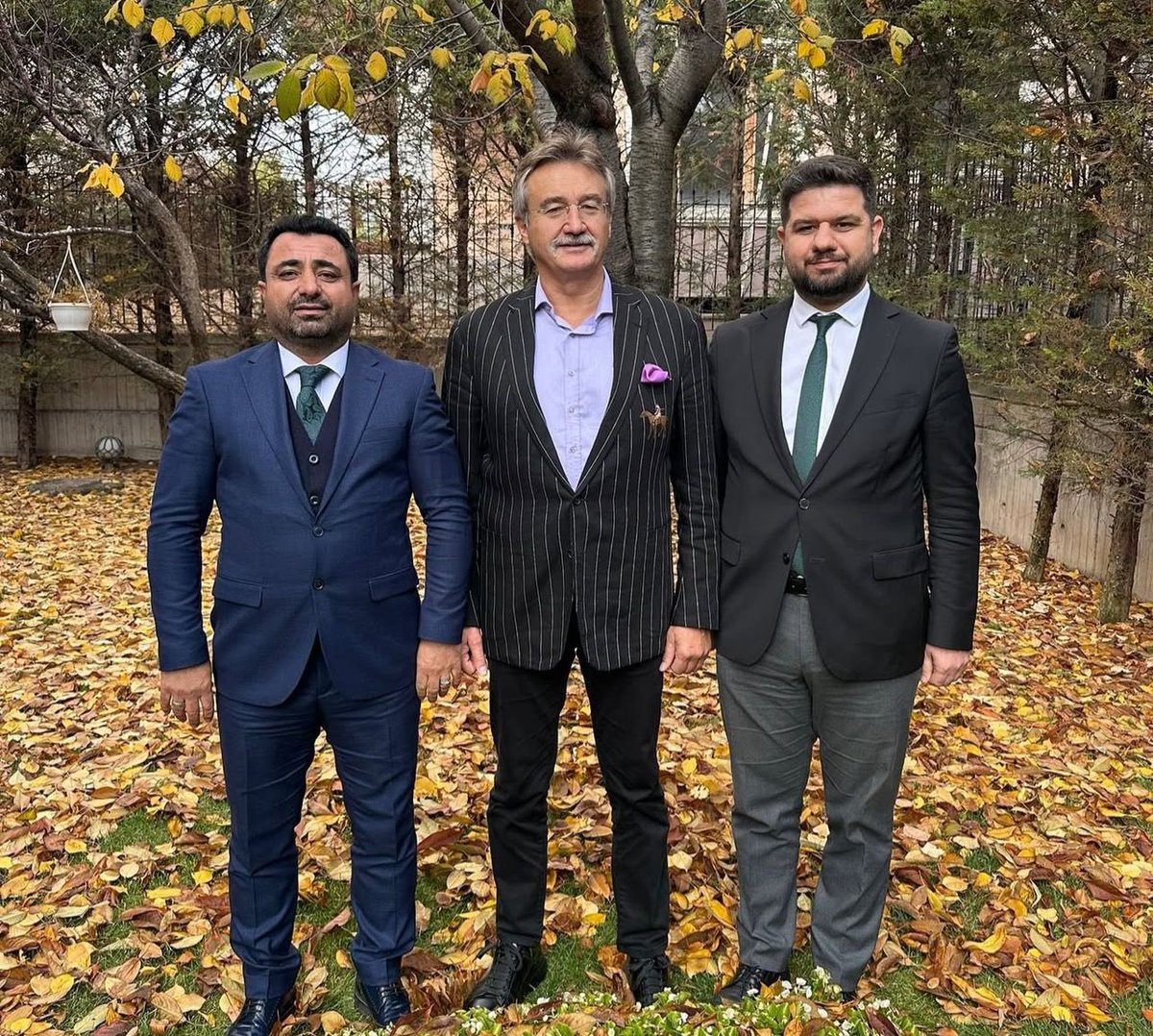 daimfed's tweet photo. DAİMFED Malatya Şubemizin Genel Sekreteri ASKON Malatya Şube Başkanı Seçildi

📌Anadolu Aslanları İş Adamları Derneği (ASKON) Malatya Şubesi’nde gerçekleştirilen genel kurulda, Doğu Akdeniz İnşaat Müteahhit Birlikleri Federasyonu (DAİMFED) Malatya Şubemizin Genel Sekreteri Sayın Aydın Apak, ASKON Malatya Şube Başkanlığı görevine seçildi.

🔹Federasyonumuz bünyesinde yürüttüğü çalışmalarla önemli katkılar sunan Sayın Apak’ın, yeni görevinde de Malatya iş dünyasına ve sivil toplum yapısına değer katacağına inanıyoruz.

✅Sayın Aydın Apak’a yeni görevinde başarılar diliyor, seçimin Malatya’mız ve iş dünyamız adına hayırlı olmasını temenni ediyoruz.