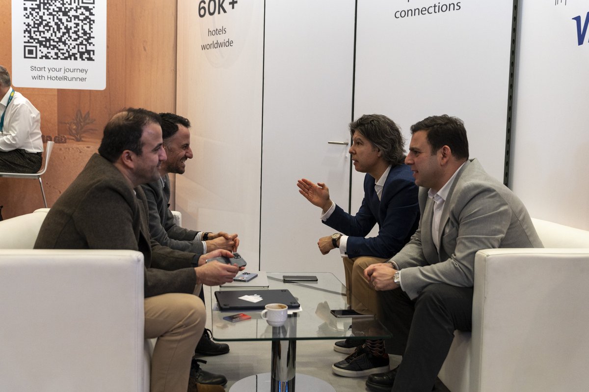 HotelRunner's tweet photo. HotelRunner, Salon 9, Stant 217a’da, yapay zeka destekli çözümlerini sergiliyor. Peki bir sonraki avantaj ne? Daha fazla panel değil; daha hızlı, daha akıllı kararlar. https://t.co/drO8qghgQ3