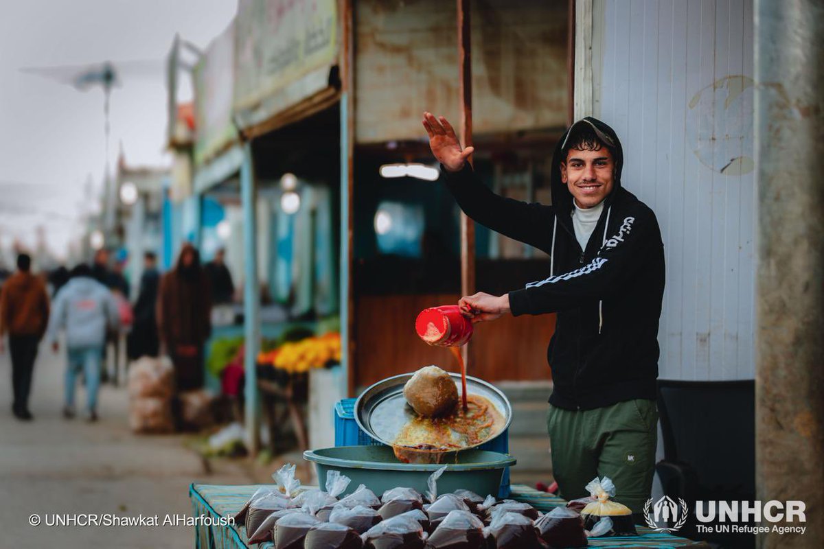 Za'atari and Azraq Refugee Camps tweet media