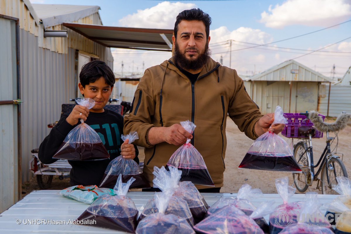 Za'atari and Azraq Refugee Camps tweet media